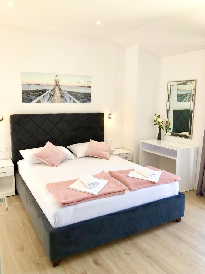 Hotel B&B Chamberlain Milna  Exteriér fotografie