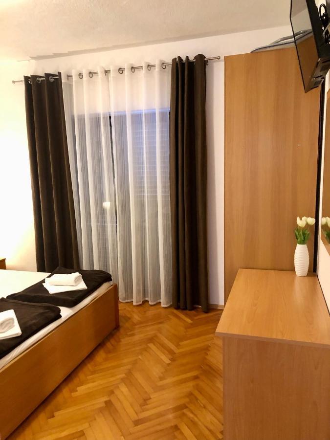 Hotel B&B Chamberlain Milna  Exteriér fotografie