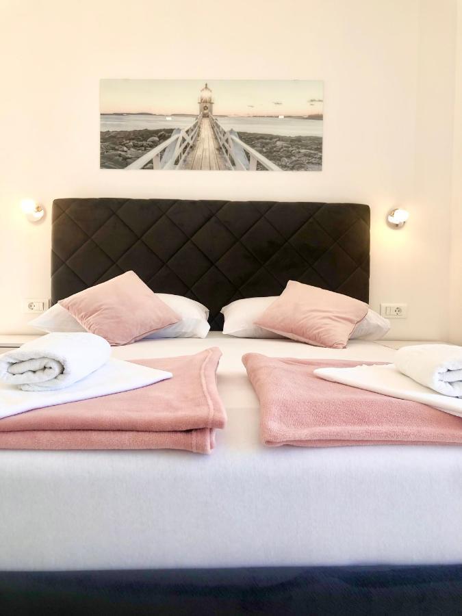 Hotel B&B Chamberlain Milna  Exteriér fotografie