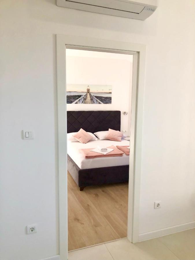 Hotel B&B Chamberlain Milna  Exteriér fotografie