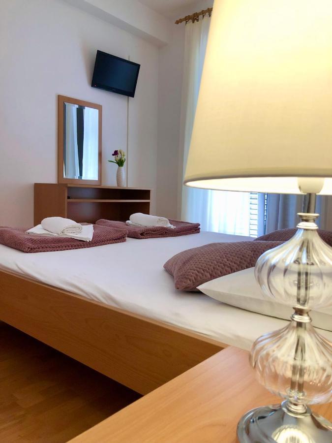 Hotel B&B Chamberlain Milna  Exteriér fotografie